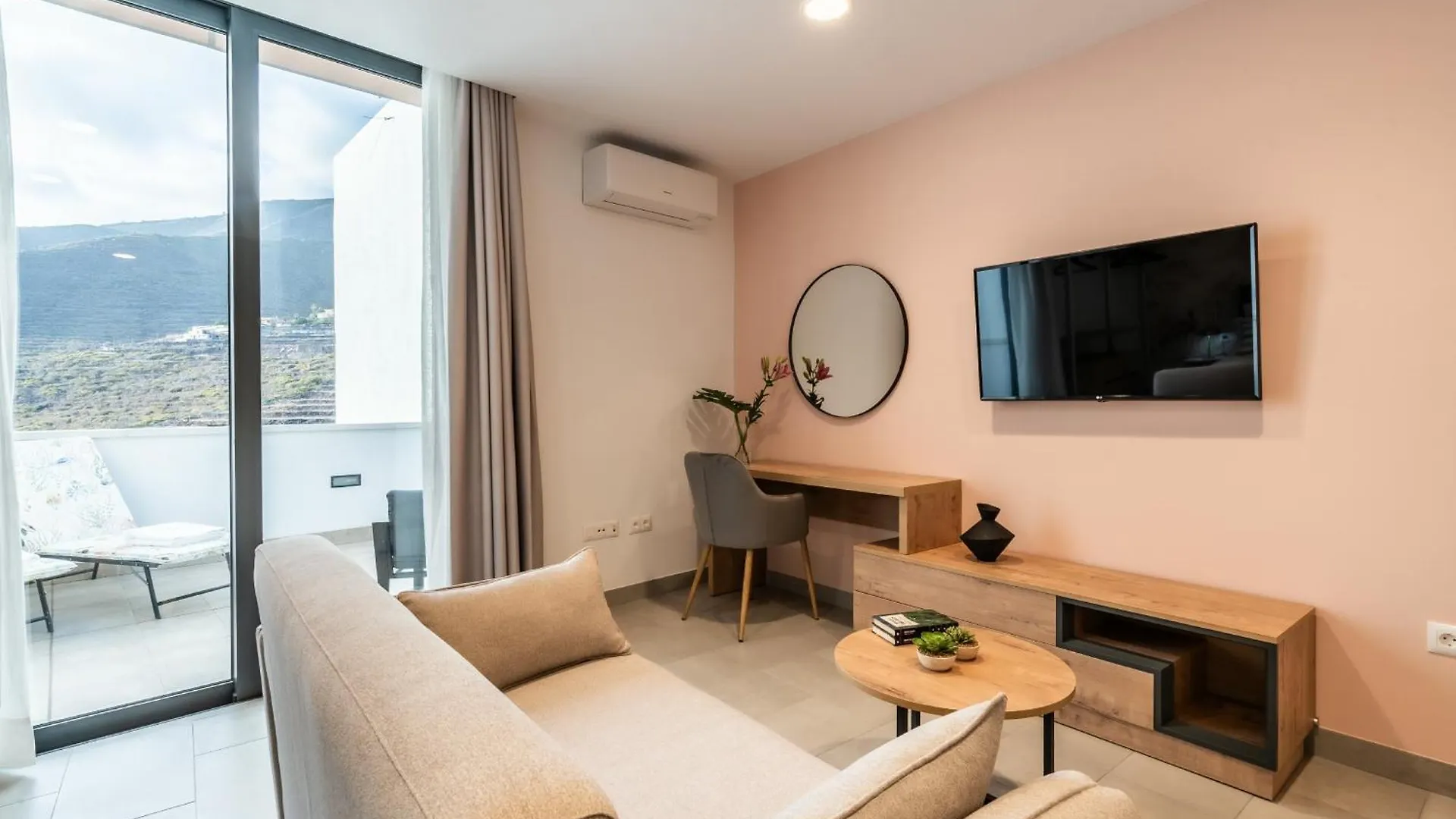 Tierrazul Art Boutique Rose Sweet Suite Costa Adeje